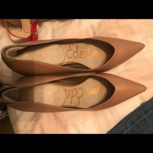 San Edelman tan heels